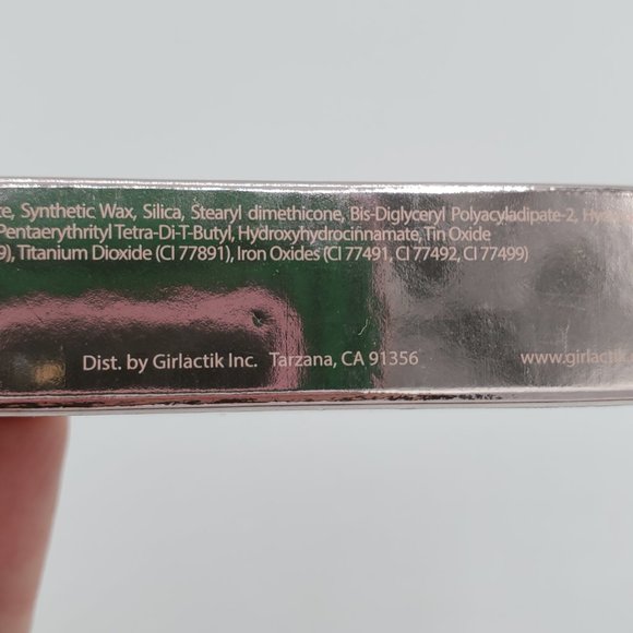 GIRLACTIK Glow On The Go Highlighter Stick in Jet Setter NEW - Picture 9 of 12